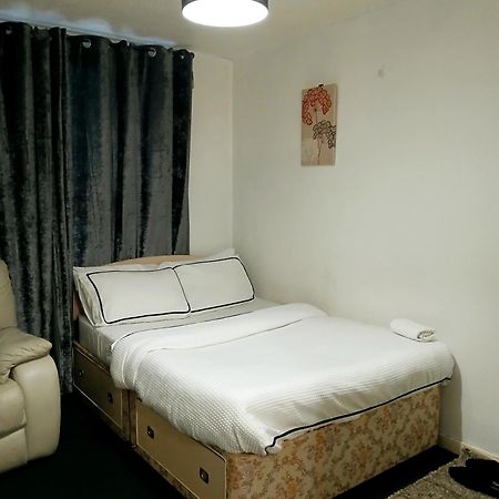 Cozy Private Room Glasgow Eksteriør bilde